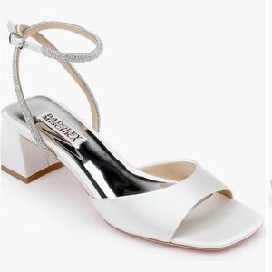 NWOT Badgley Mischka Infinity Crystal Satin Block-Heel Sandals